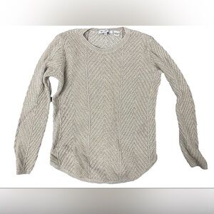 Eight Eight Eight Womens Grey/Tan Long Sleeve Pullover Sweater